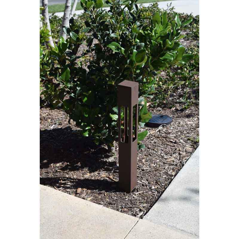 Focus Industries PL-23-SWDM-18-LEDP Series 18 Inch 4W LED 3000K Bollard Lights 12V